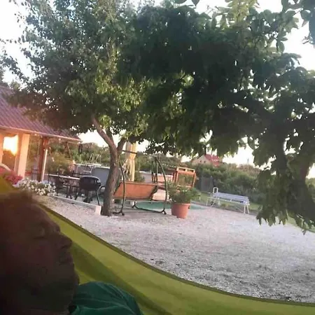 Málna Mondta! Apartman Balatoni Panorámával Apartman