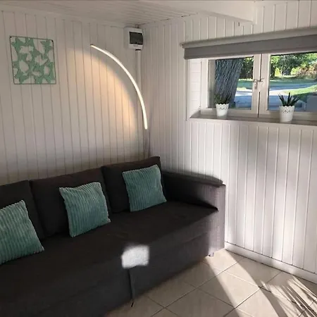 Málna Mondta! Apartman Balatoni Panorámával