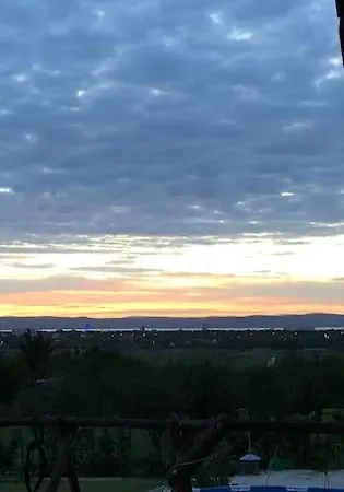 Malna Mondta! Apartman Balatoni Panoramaval * Siófok