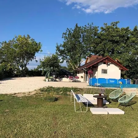 Málna Mondta! Apartman Balatoni Panorámával *
