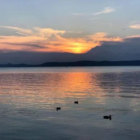 Málna Mondta! Apartman Balatoni Panorámával Apartman Siófok
