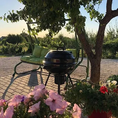 Málna Mondta! Apartman Balatoni Panorámával