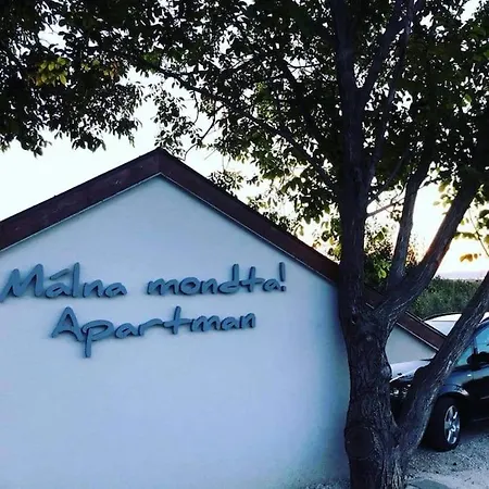 Málna Mondta! Apartman Balatoni Panorámával *