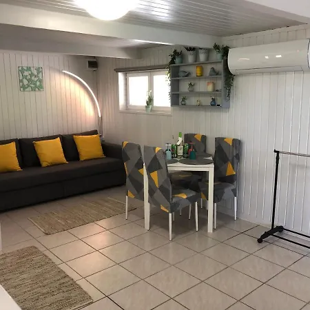Málna Mondta! Apartman Balatoni Panorámával Apartman Siófok